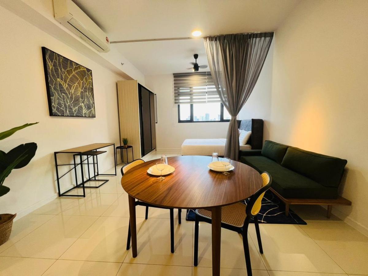 Chambers Serviced Suites Klcc By Cozy Stay Κουάλα Λουμπούρ Εξωτερικό φωτογραφία