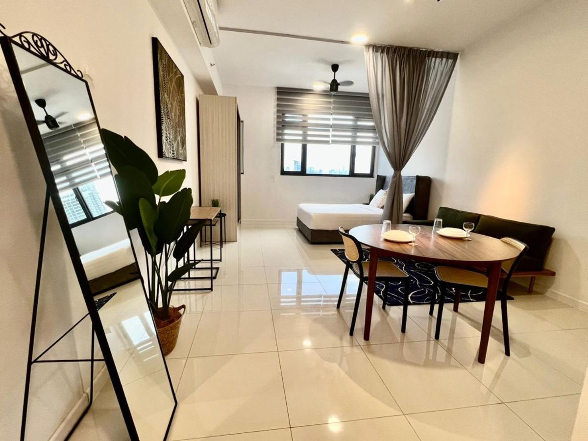 Chambers Serviced Suites Klcc By Cozy Stay Κουάλα Λουμπούρ Εξωτερικό φωτογραφία