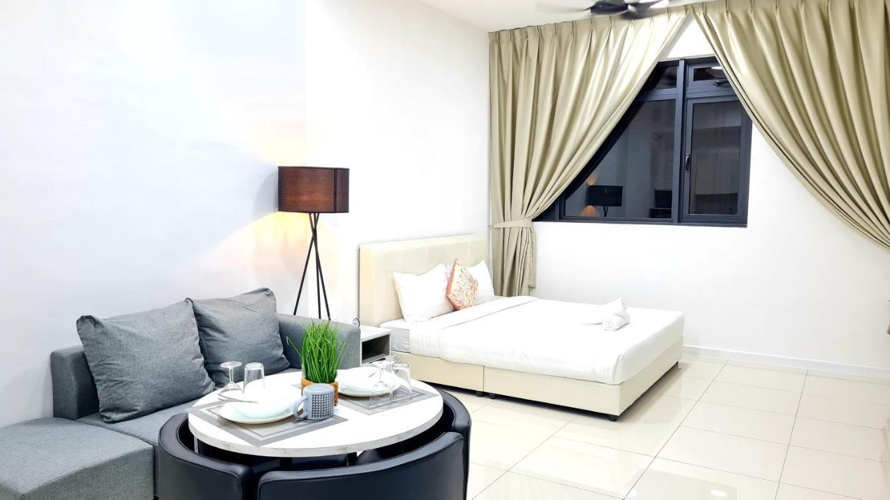 Chambers Serviced Suites Klcc By Cozy Stay Κουάλα Λουμπούρ Εξωτερικό φωτογραφία