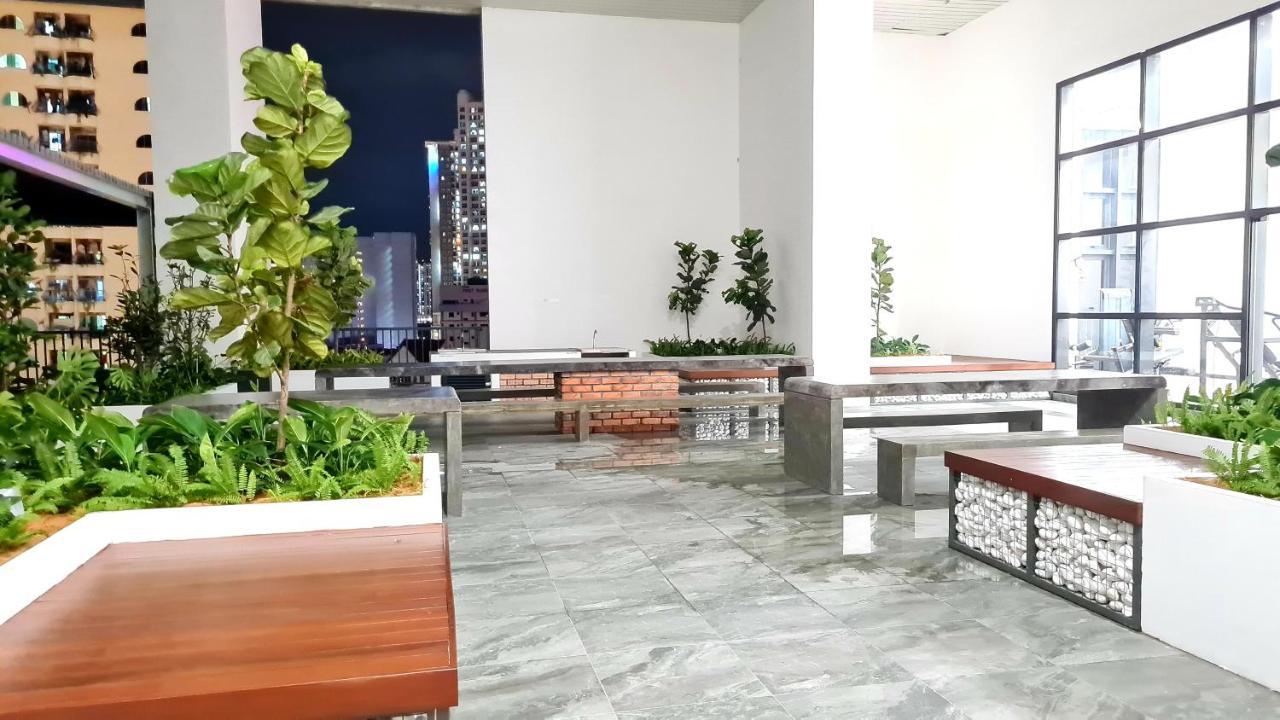 Chambers Serviced Suites Klcc By Cozy Stay Κουάλα Λουμπούρ Εξωτερικό φωτογραφία