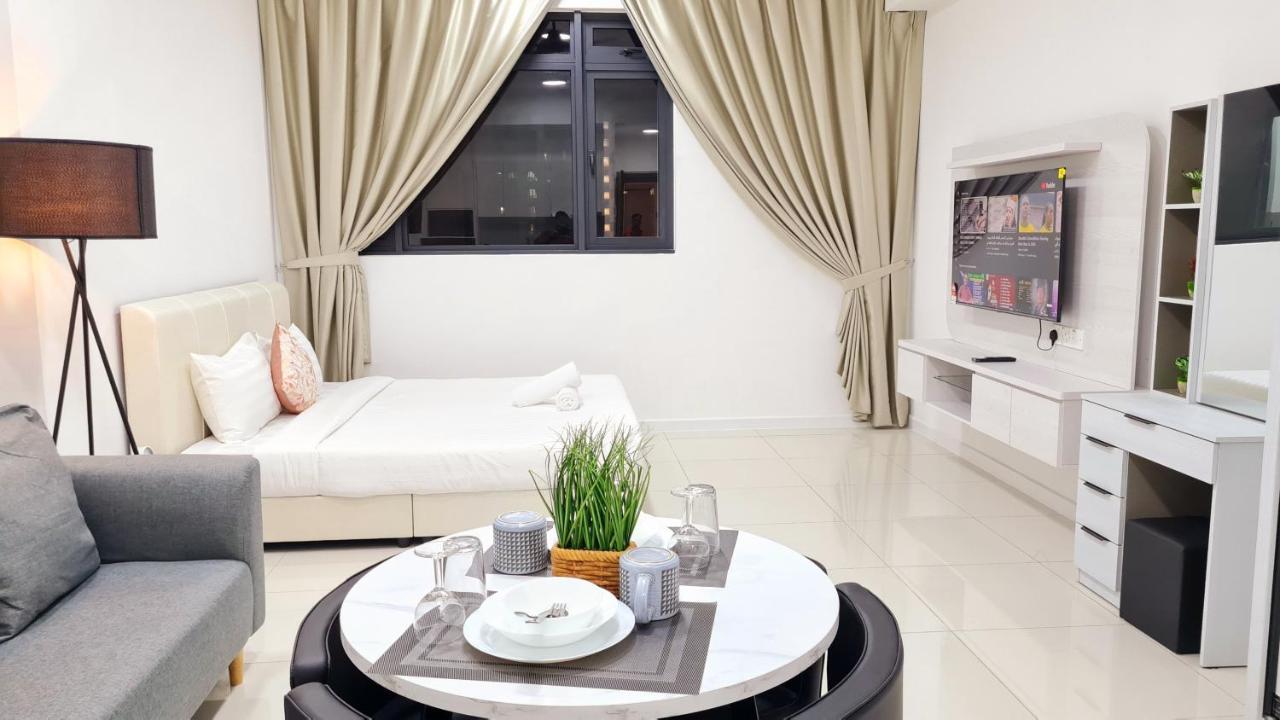 Chambers Serviced Suites Klcc By Cozy Stay Κουάλα Λουμπούρ Εξωτερικό φωτογραφία